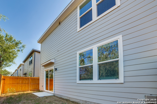 Image 16 of 16 For 5935 Hausman W 61