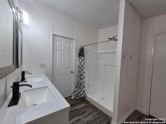 Image 13 of 21 For 517 Grapeland Dr