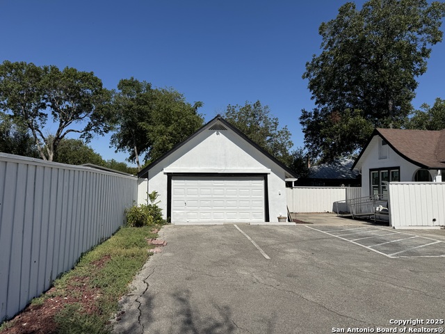 Details for 1108 Coll W, New Braunfels, TX 78130