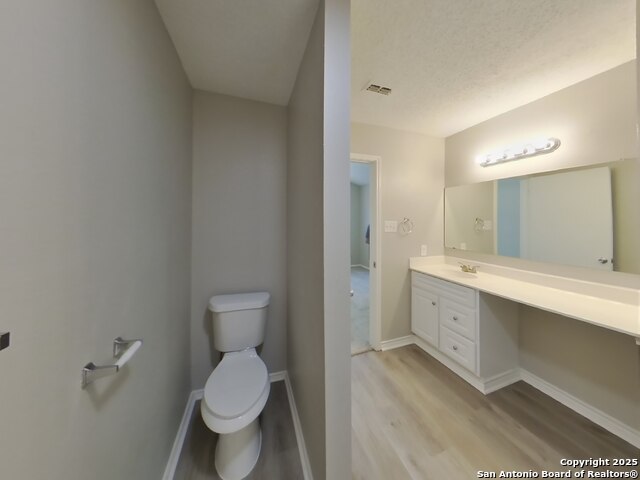 Image 18 of 26 For 10223 Canton