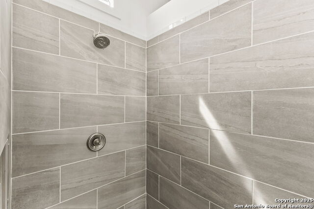 Image 18 of 30 For 4343 Morningside