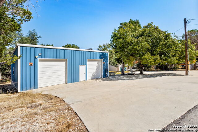 Image 29 of 30 For 4343 Morningside