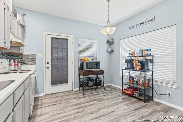 Image 7 of 19 For 7571 Corian Park