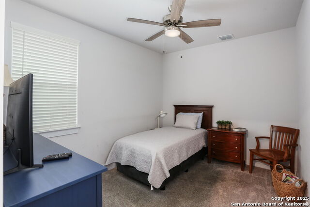 Listing photo id 11 for 904 Brook