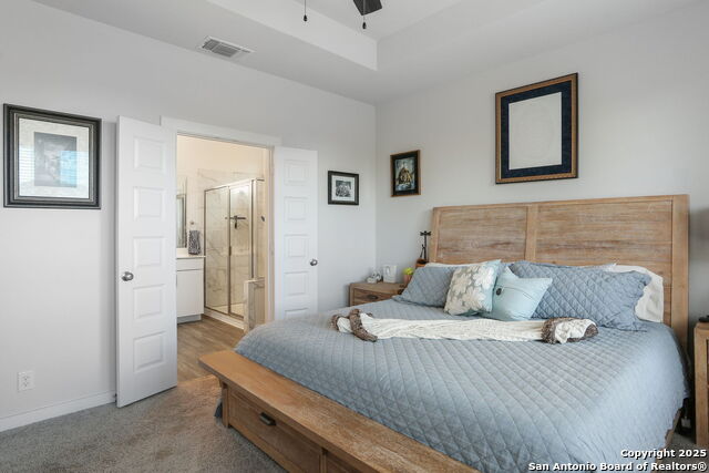 Listing photo id 5 for 904 Brook