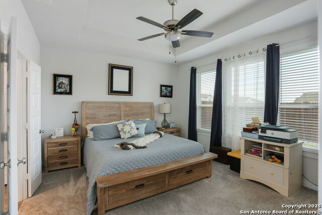 Listing photo id 6 for 904 Brook