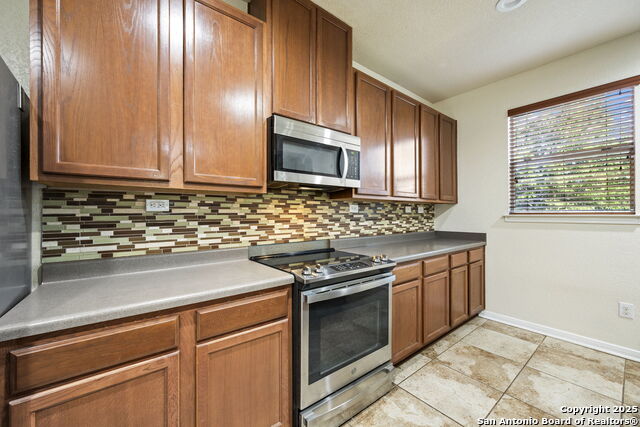 Image 12 of 28 For 7918 Martinelli