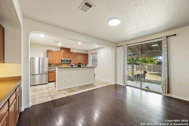 Image 15 of 28 For 7918 Martinelli