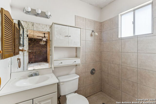 Image 32 of 42 For 302 Florida Street