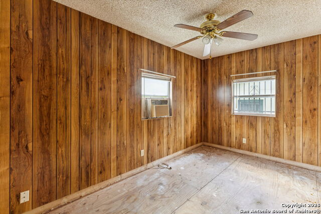 Image 33 of 42 For 302 Florida Street