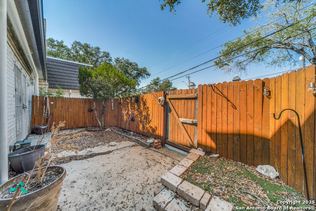 Image 17 of 23 For 8058 Broadway 138n