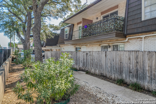 Image 2 of 23 For 8058 Broadway 138n