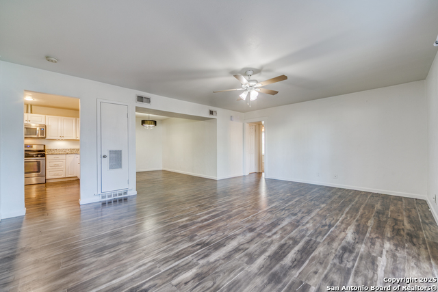 Image 4 of 23 For 8058 Broadway 138n