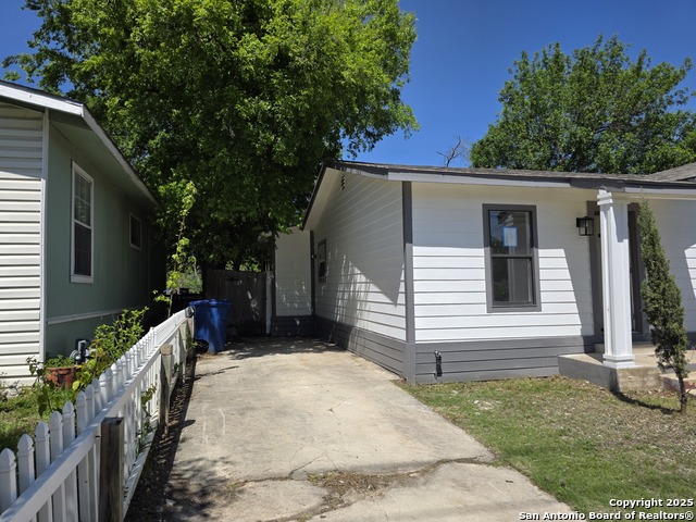 Image 2 of 12 For 315 Muegge  