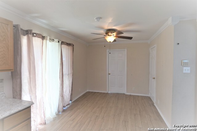 Listing photo id 10 for 6206 Cypress Circle