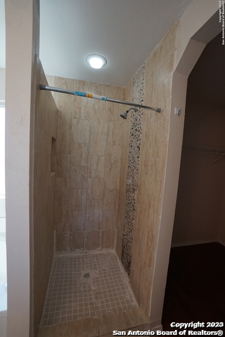 Listing photo id 17 for 6206 Cypress Circle