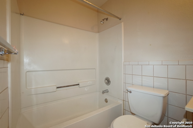 Image 11 of 39 For 6206 Cypress Circle