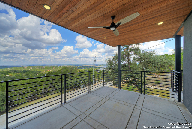 Image 18 of 53 For 585 Highland Terrace