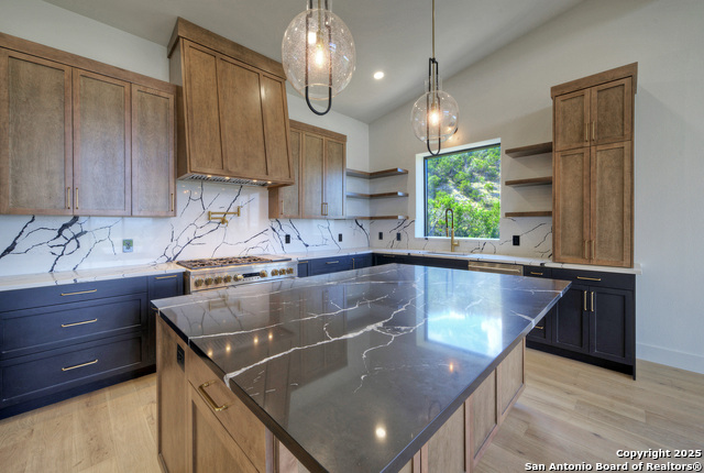 Image 31 of 53 For 585 Highland Terrace