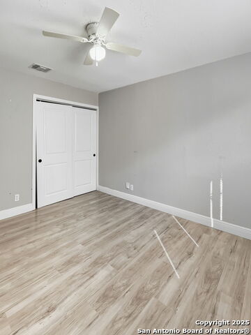 Image 3 of 12 For 5503 Prairie Flower Dr