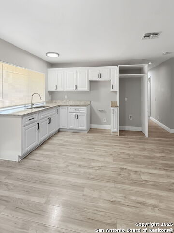 Image 8 of 12 For 5503 Prairie Flower Dr