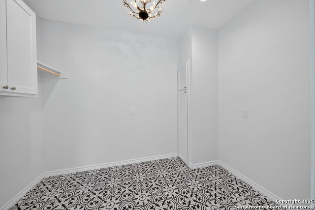 Image 12 of 21 For 1555 Vista View