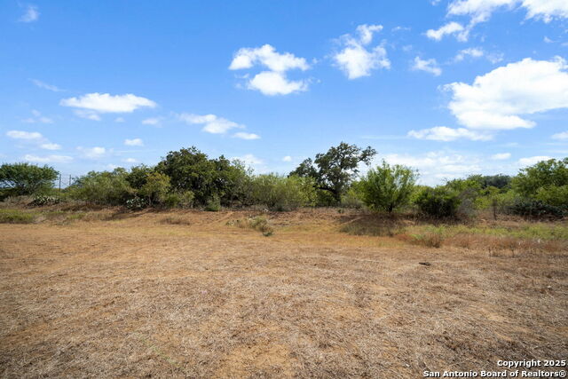 Image 18 of 21 For 1555 Vista View