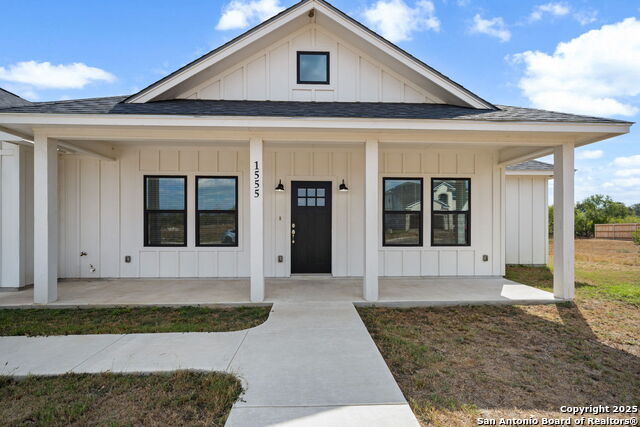 Image 3 of 21 For 1555 Vista View