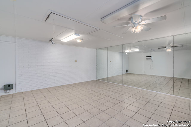 Image 19 of 46 For 14214 & 14216 Indian Woods