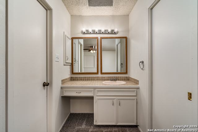 Image 41 of 46 For 14214 & 14216 Indian Woods