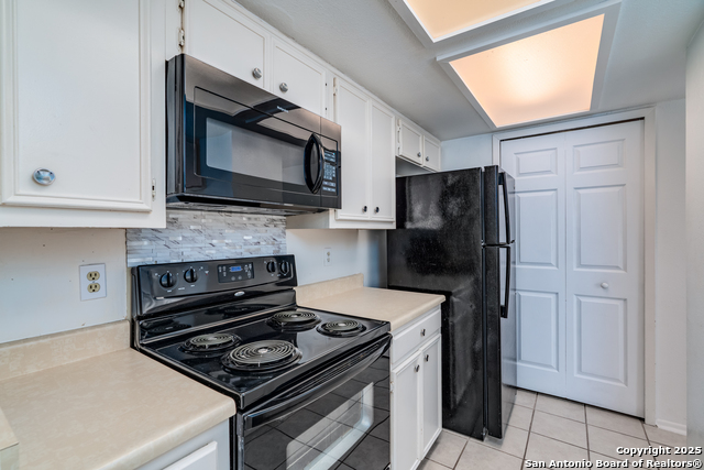 Image 8 of 46 For 14214 & 14216 Indian Woods