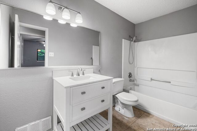 Image 17 of 21 For 13231 Wood Climb