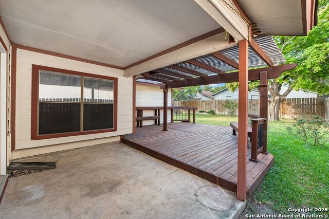 Image 19 of 21 For 13231 Wood Climb