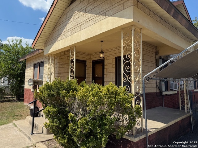Details for 227 E Hafer Ave, San Antonio, TX 78214