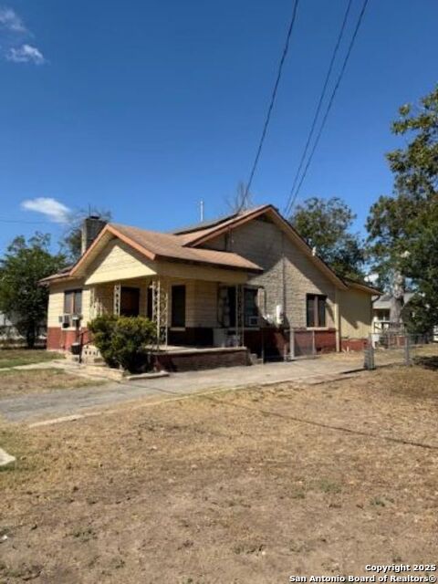 Image 26 of 30 For 227 E Hafer Ave