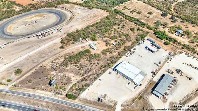 Image 10 of 20 For 215859 Ih 37