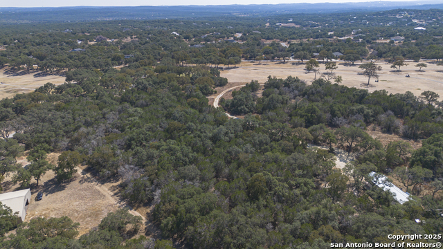 Listing photo id 3 for 154 Fore  