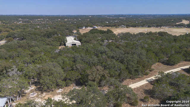 Listing photo id 7 for 154 Fore  