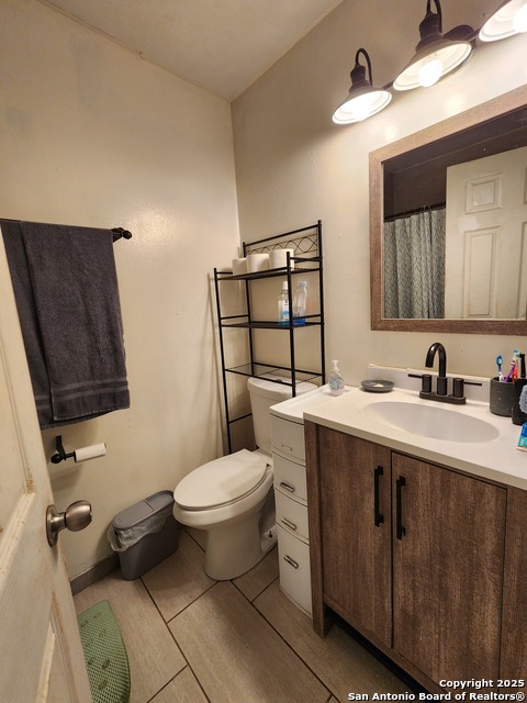 Image 10 of 18 For 6162 Hazel Valley