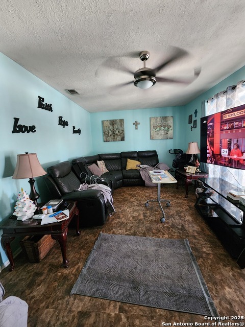 Image 9 of 18 For 6162 Hazel Valley