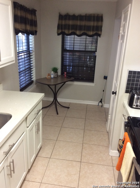 Image 10 of 20 For 4212 Medical Dr.  909