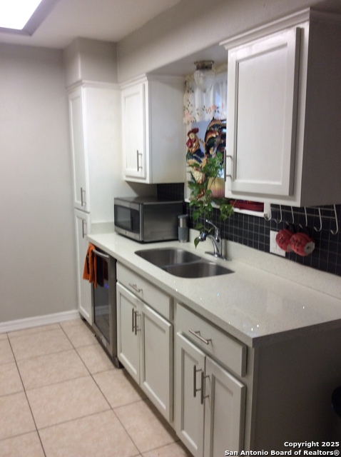 Image 11 of 20 For 4212 Medical Dr.  909
