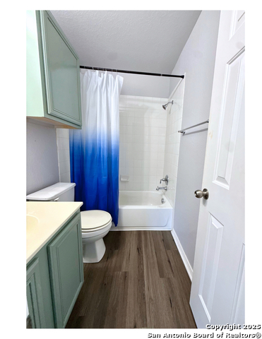 Image 17 of 18 For 2543 Fayette