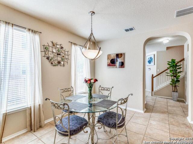 Listing photo id 2 for 12310 Abbey Garden