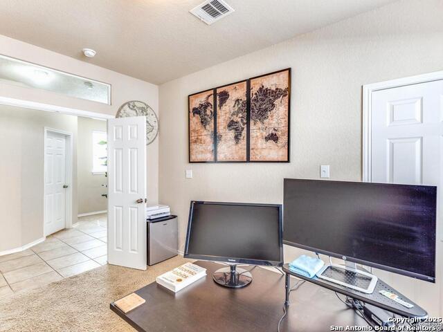 Listing photo id 3 for 12310 Abbey Garden