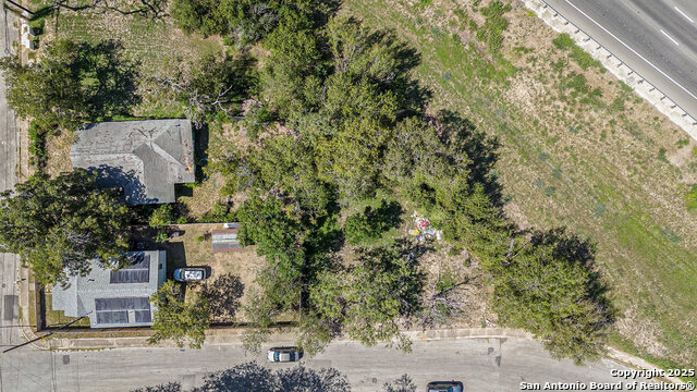 Listing photo id 2 for 274 Cardiff  