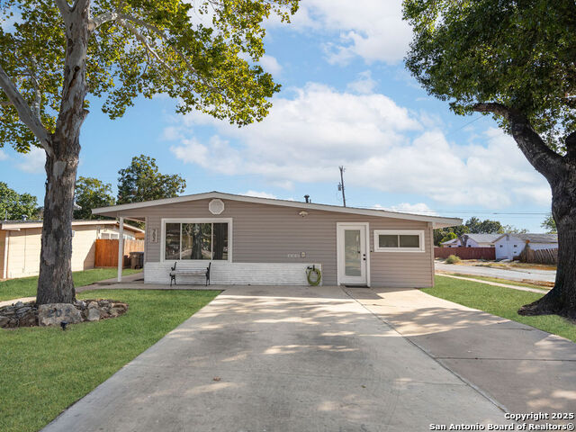 Details for 202 Formosa Blvd E, San Antonio, TX 78221