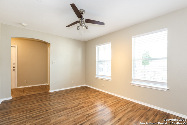 Image 10 of 15 For 8534 Snakeweed