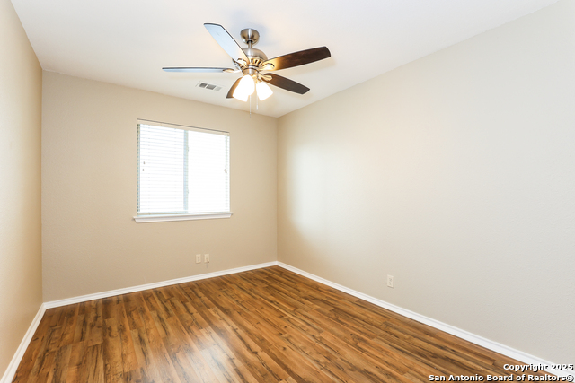 Image 9 of 15 For 8534 Snakeweed