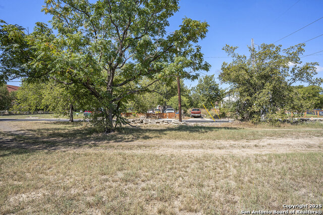 Image 12 of 29 For 302 41st